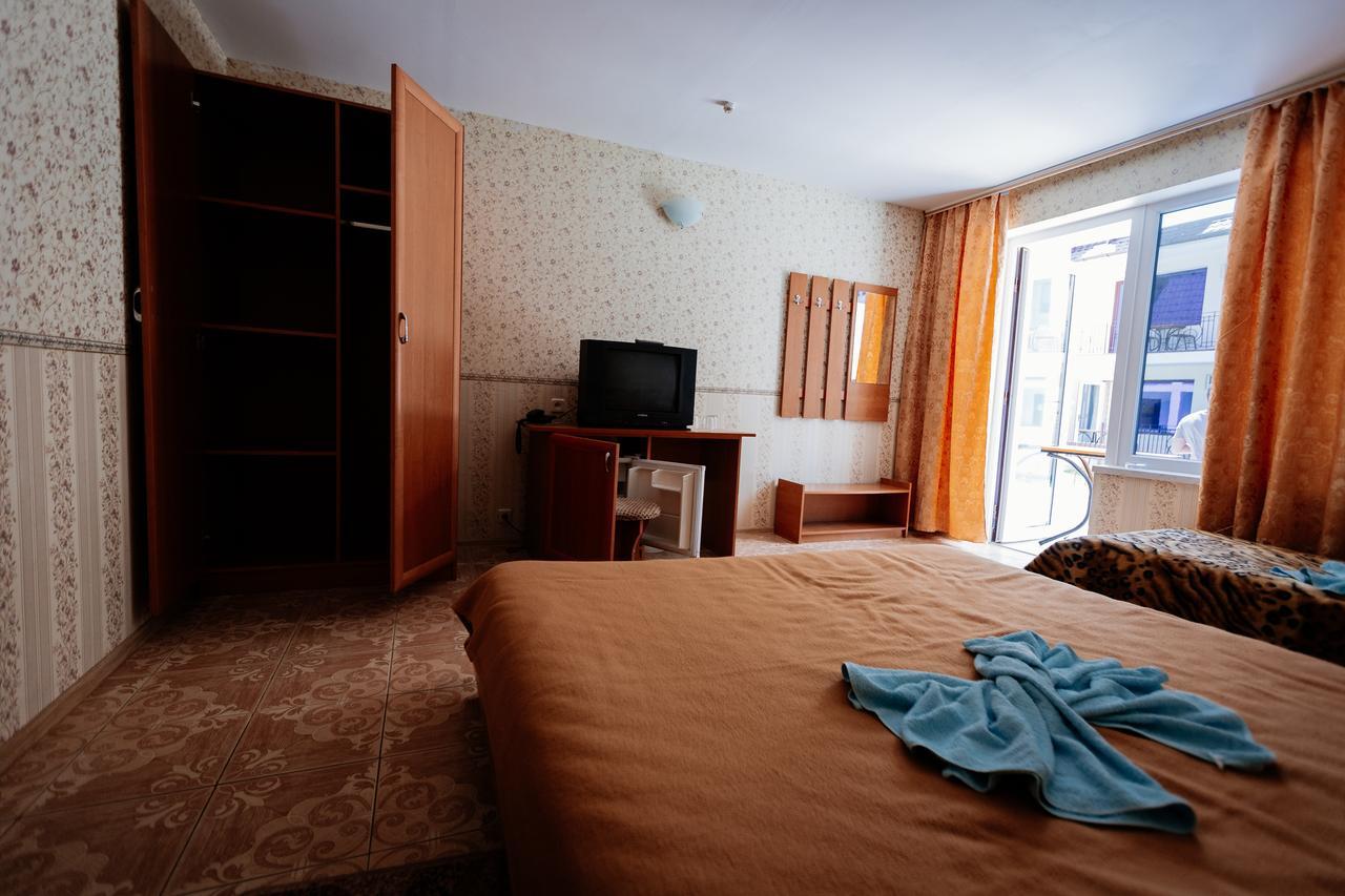 Solnechnaya Hotell Zatoka Eksteriør bilde
